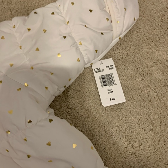 NWT Carter's 1 Piece Snow Suit---Size 6-9 Months~Faux Fur mini hearts - Picture 5 of 8